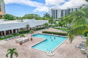 608 NE 2nd St, Dania Beach, FL 33004 - Photo 21