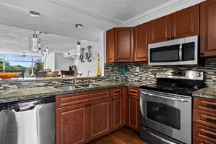 4134 S Carambola Cir Unit, Pompano Beach, FL 33066 - Photo 7