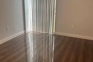 7035 NW 186th St, Hialeah, FL 33015 - Photo 9