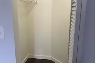 7035 NW 186th St, Hialeah, FL 33015 - Photo 13