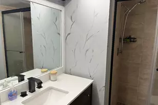 9601 Sunrise Lakes Blvd, Sunrise, FL 33322 - Photo 5