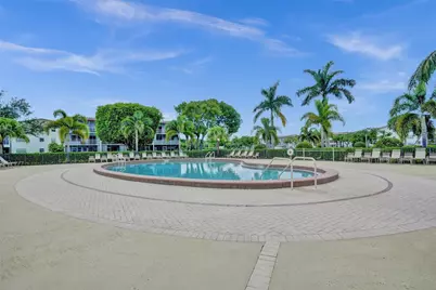 342 Brighton #I, Boca Raton, FL 33434 - Photo 11