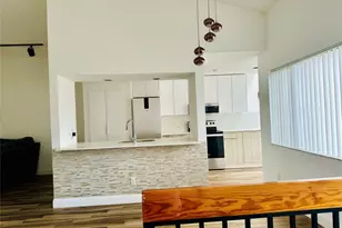 8142 NW 17th Manor, Plantation, FL 33322 - Photo 9