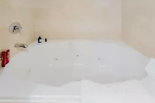 1850 S Ocean Dr, Hallandale Beach, FL 33009 - Photo 29