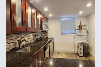 3241 Holiday Springs Boulevard #104, Margate, FL 33063 - Photo 5