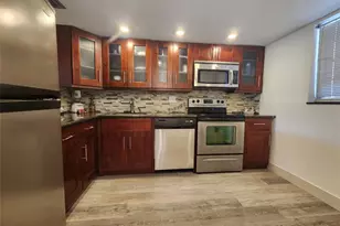 3241 Holiday Springs Blvd, Margate, FL 33063 - Photo 7