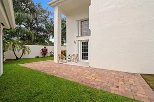 8 Governors Ct, Palm Beach Gardens, FL 33418 - Photo 5