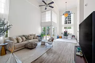 8 Governors Ct, Palm Beach Gardens, FL 33418 - Photo 7