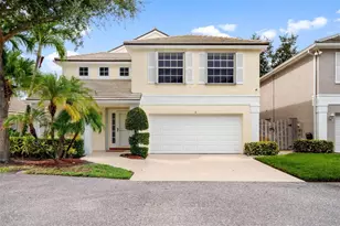 8 Governors Ct, Palm Beach Gardens, FL 33418 - Photo 1