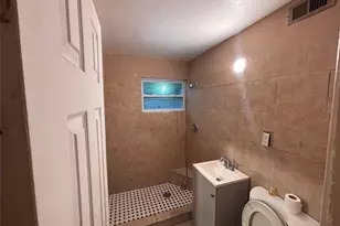 1141 S Ridge Rd, Lantana, FL 33462 - Photo 5