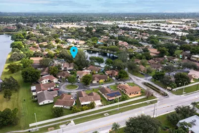 2259 Nova Village Drive, Davie, FL 33317 - Photo 31