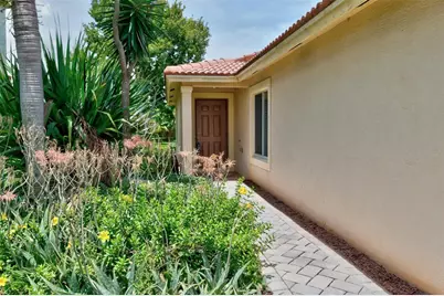 5563 55th Terrace, Vero Beach, FL 32967 - Photo 3