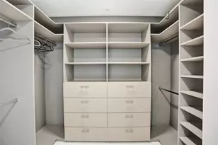 100 E Las Olas Blvd, Fort Lauderdale, FL 33301 - Photo 25