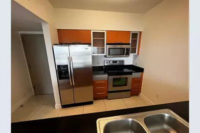 1750 N Bayshore Drive #5011, Miami, FL 33132 - Photo 3