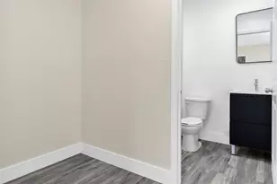 2451A NW 21st St, Fort Lauderdale, FL 33311 - Photo 5