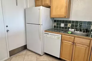 3000 N Palm Aire Dr, Pompano Beach, FL 33069 - Photo 13