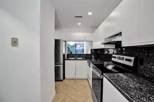 1415 S Miami Rd Unit, Fort Lauderdale, FL 33316 - Photo 9