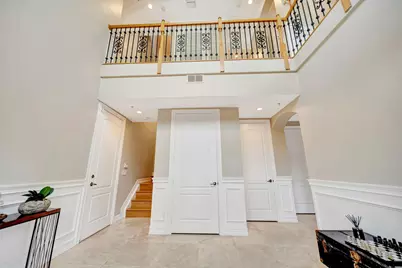 1368 Bayview Drive, Fort Lauderdale, FL 33304 - Photo 9