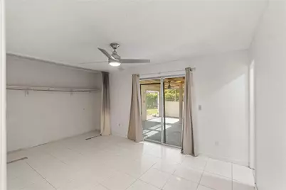 9700 NW 10th Street, Pembroke Pines, FL 33024 - Photo 13
