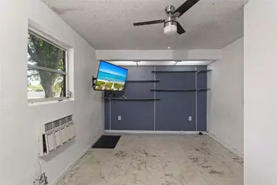 9700 NW 10th Street, Pembroke Pines, FL 33024 - Photo 23