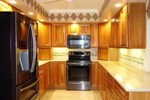 3507 Oaks Way, Pompano Beach, FL 33069 - Photo 9