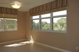3507 Oaks Way, Pompano Beach, FL 33069 - Photo 37
