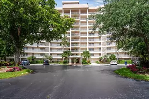 3507 Oaks Way, Pompano Beach, FL 33069 - Photo 9