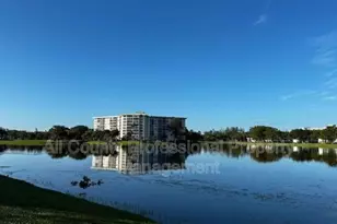 3051 N Course Dr, Pompano Beach, FL 33069 - Photo 3