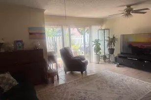 795 Crystal Lake Dr, Pompano Beach, FL 33064 - Photo 5