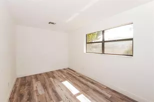 730 NW 18th St, Pompano Beach, FL 33060 - Photo 5