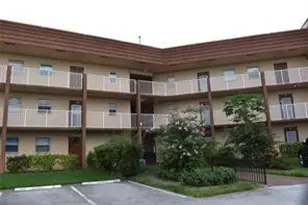 9001 Sunrise Lakes Blvd, Sunrise, FL 33322 - Photo 5