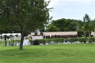 9001 Sunrise Lakes Blvd, Sunrise, FL 33322 - Photo 9