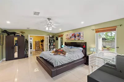 2501 NW 8th Avenue, Wilton Manors, FL 33311 - Photo 23