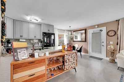 163 Flanders D #163, Delray Beach, FL 33484 - Photo 7