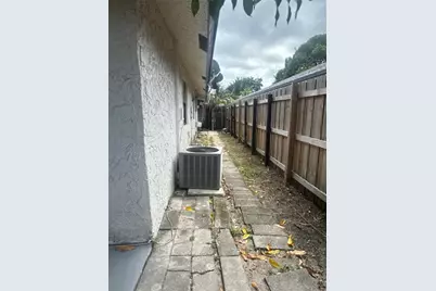 7427 SW 13th Street, Pompano Beach, FL 33068 - Photo 21