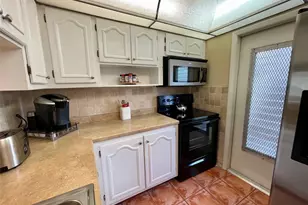 5071 W Oakland Park Blvd, Fort Lauderdale, FL 33313 - Photo 5