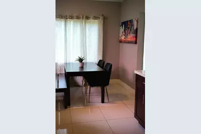 11150 Peachtree Drive, Miami, FL 33161 - Photo 9