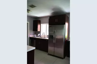 11150 Peachtree Drive, Miami, FL 33161 - Photo 7