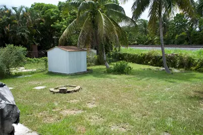 11150 Peachtree Drive, Miami, FL 33161 - Photo 27