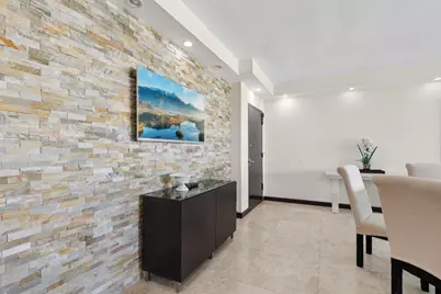 5601 Collins Avenue #1716, Miami Beach, FL 33140 - Photo 7