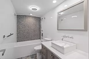 3121 NE 51st St, Fort Lauderdale, FL 33308 - Photo 29