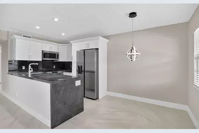 186 Upminster I #186, Deerfield Beach, FL 33442 - Photo 3