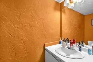 4281 NW 76th Ave, Davie, FL 33328 - Photo 9