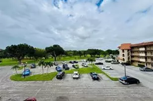 6061 N Falls Cir Dr, Lauderhill, FL 33319 - Photo 9