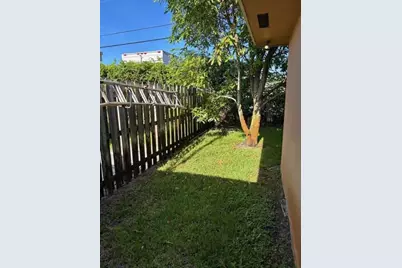 212 NE 9th Avenue #1, Deerfield Beach, FL 33441 - Photo 31