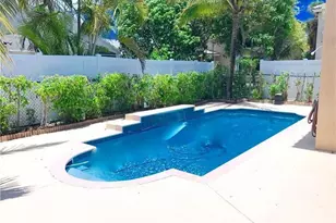 9821 Red Heart Ln, Tamarac, FL 33321 - Photo 23