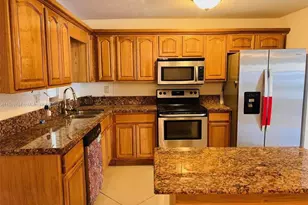 6534 SW 41st St, Davie, FL 33314 - Photo 7