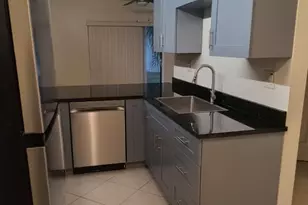 9784 NW 14th St, Coral Springs, FL 33071 - Photo 25