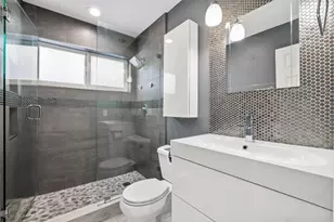 4805 NW 27th Way, Tamarac, FL 33309 - Photo 13