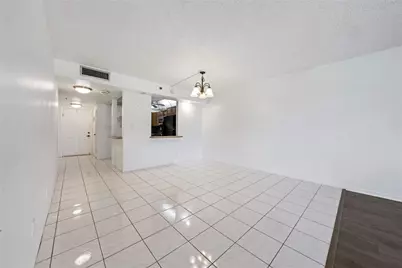 3150 W Rolling Hills Circle #210, Davie, FL 33328 - Photo 13